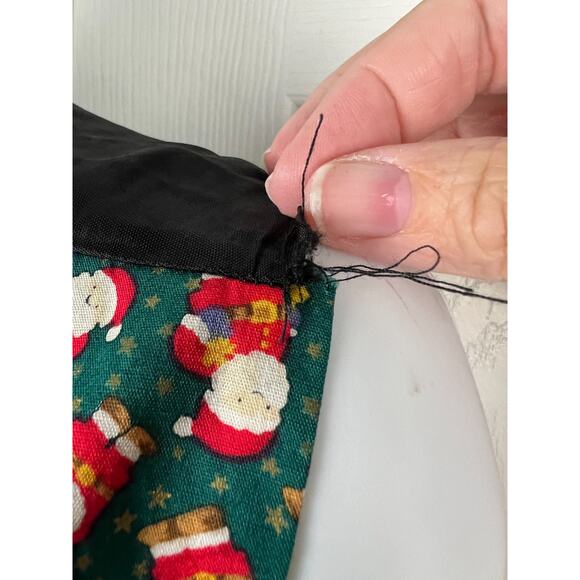 All Over Print AOP Green Santa Claus Patterned Christmas Holidays Vest M/L - Picture 5 of 7